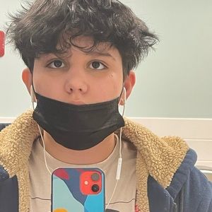 Meet your Posher, Max